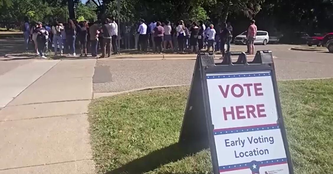 Early voting begins in Minnesota