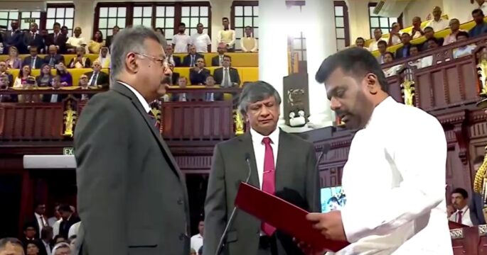 Dissanayake takes oath as Sri Lanka's new president