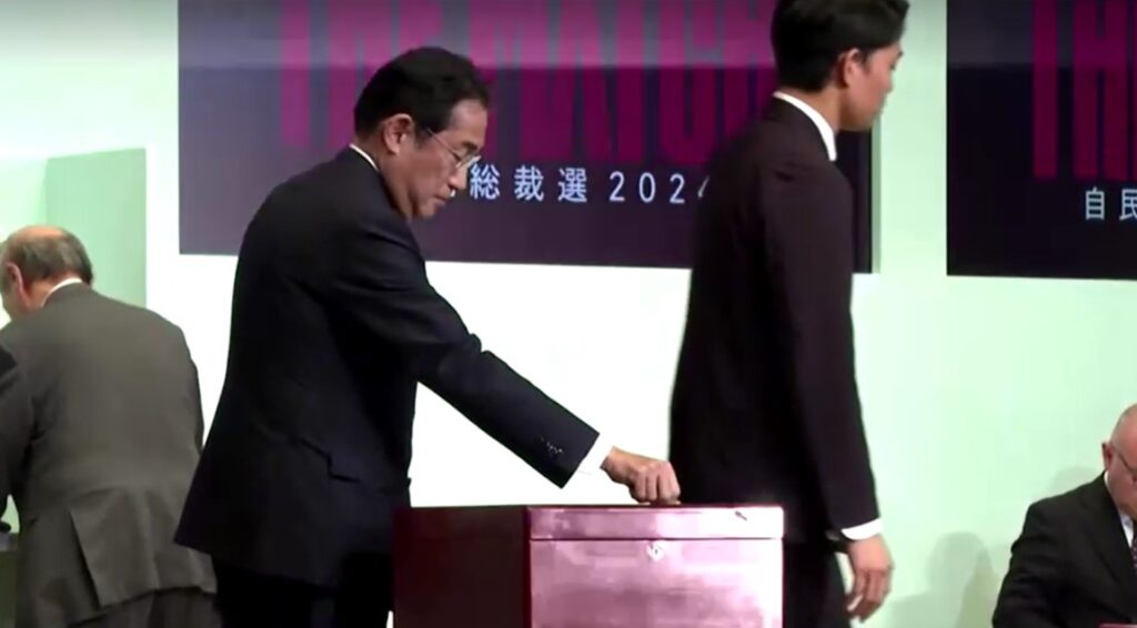 Fumio Kishida votes for new LDP leader