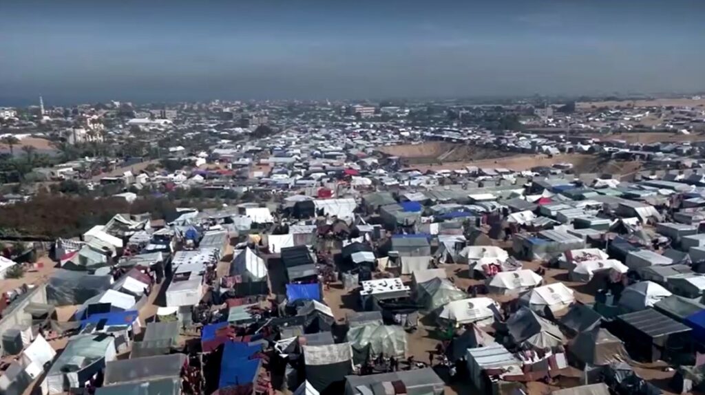 tents in south of Gaza