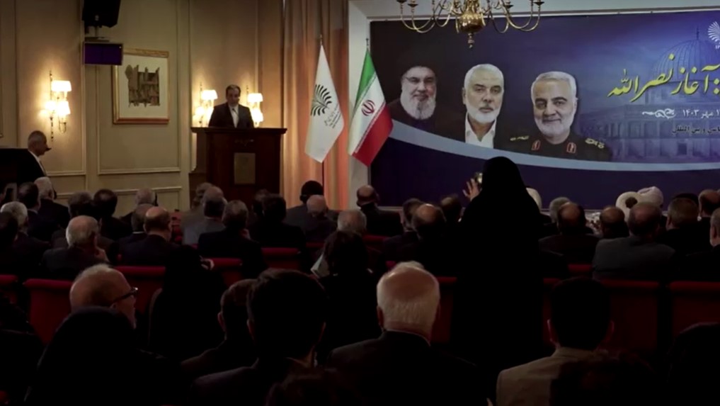 Iran's foreign minister Abbas Araqchi at press conference