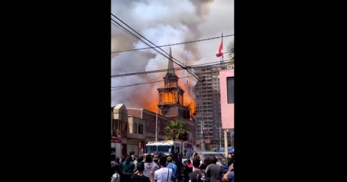 Historic church before destroyed by raging fire in coastal Chile