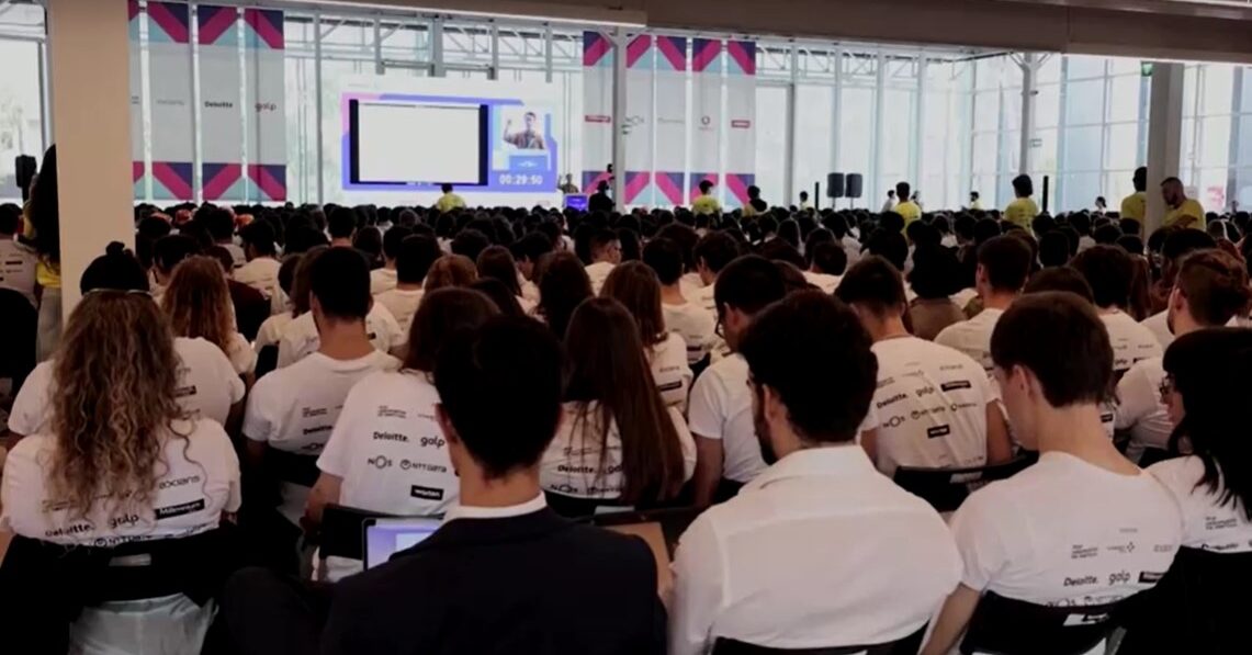 University in Lisbon attempts to break world's largest computer programming lesson