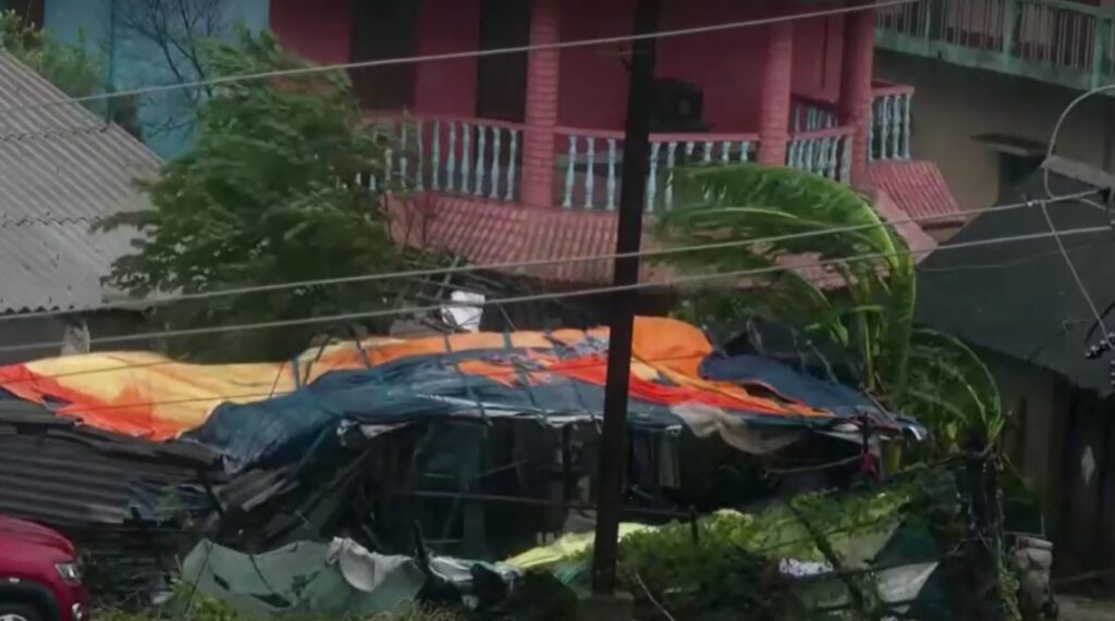 Cyclone Dana makes landfall in eastern India 