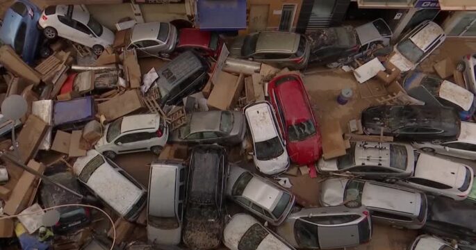 cars swept in Spain's worst flooding in its modern history