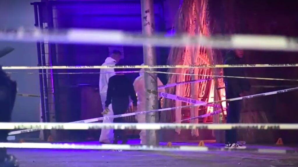 Gunmen kill 10 in bar shooting in Mexico's Queretaro state