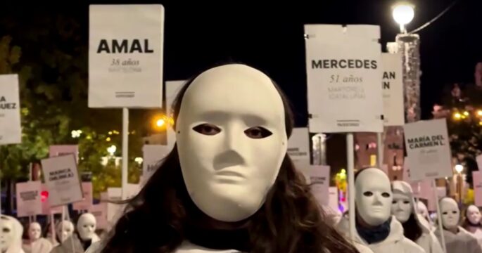 Hundreds march in Madrid to denounce violence against women