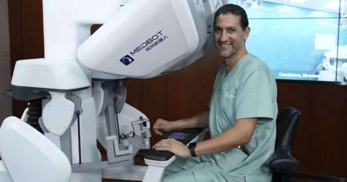 French surgeon uses Chinese robot to perform cancer surgery for patient in Morrocco