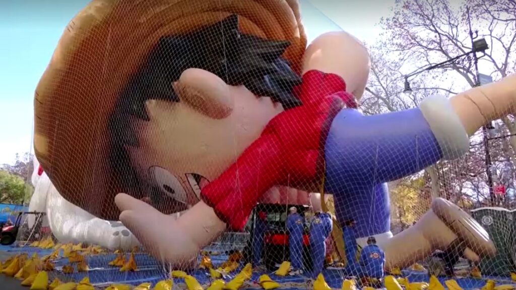 Macy's Thanksgiving Day Parade's balloons come to life 