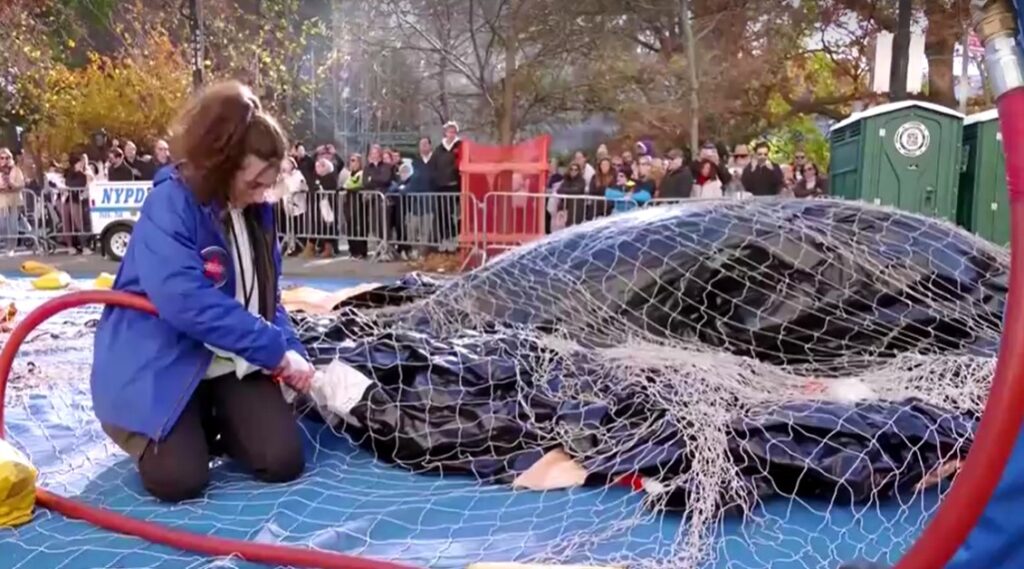 Macy's Thanksgiving Day Parade's balloons come to life 