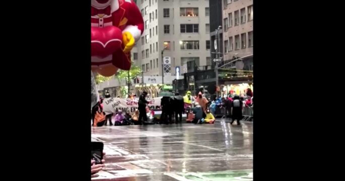 pro-Palestinian protesters blocking New York Thanksgiving parade