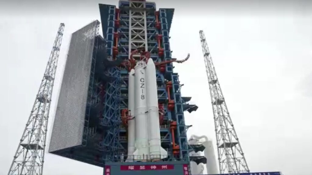 the Long March-8 was successfully transferred to the launching area