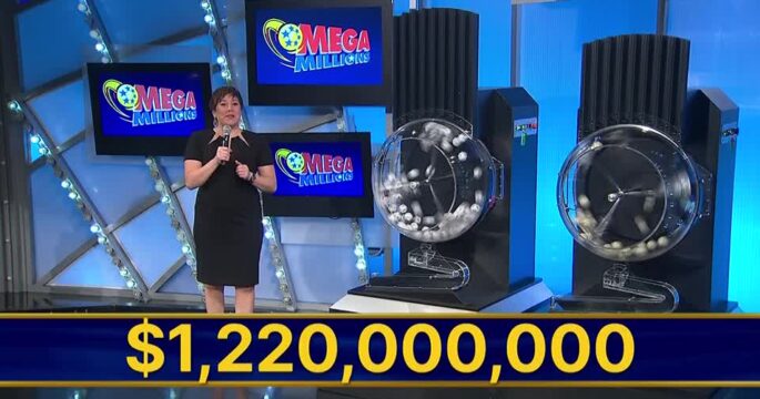 Winning numbers announced for $1.22 billion Mega Millions jackpot