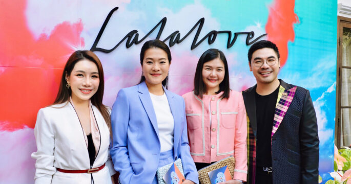 แฟชั่นโชว์LalaLove