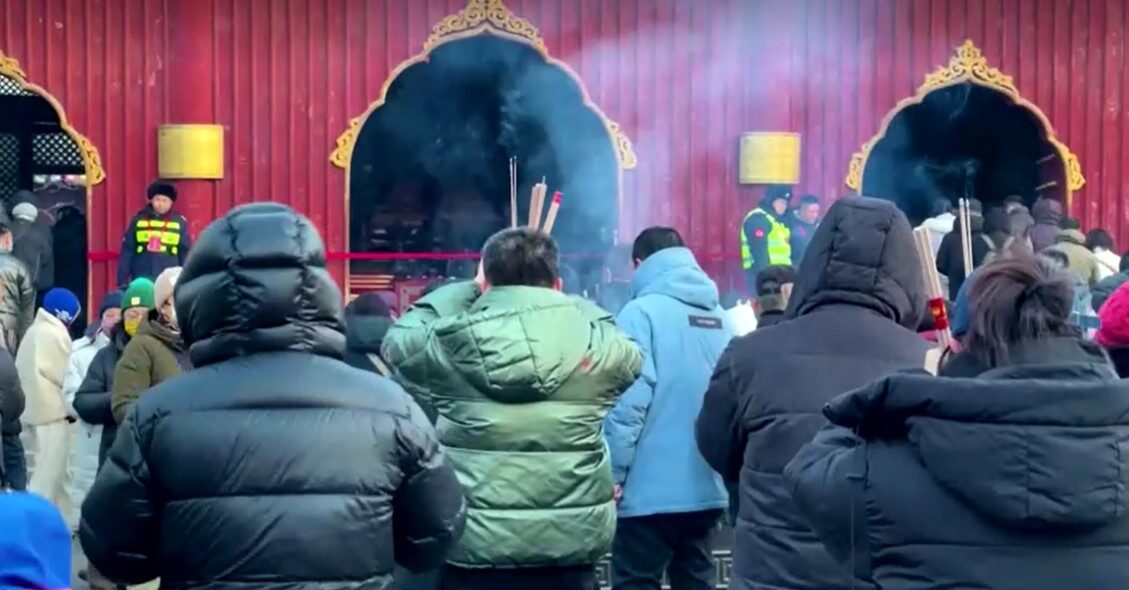 Beijing residents usher in the Year of the Snake with prayers at Lama Temple