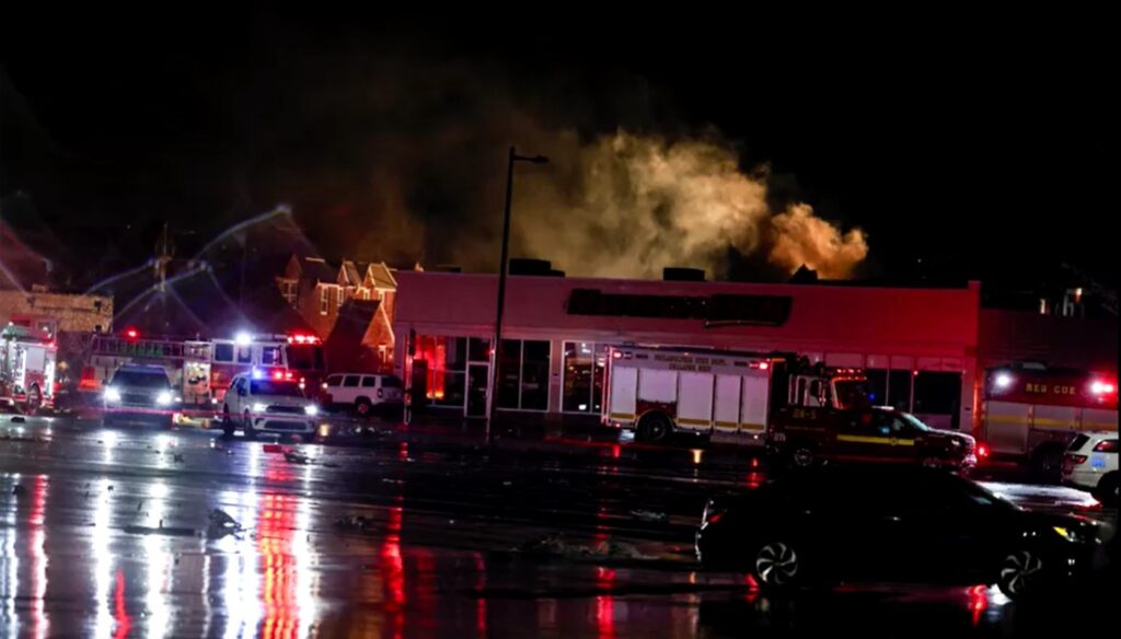 Smoke at scene of plane crash near Philadelphia mall