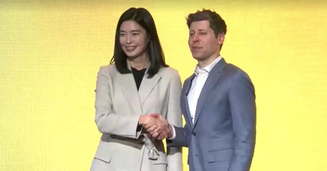 CEOs of OpenAI and Kakao shake hands