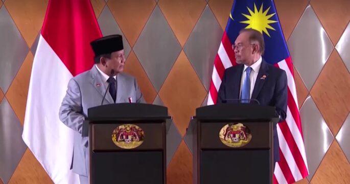 Indonesian President Prabowo Subianto visits Malaysian Prime Minister Anwar Ibrahim on January 27, 2025