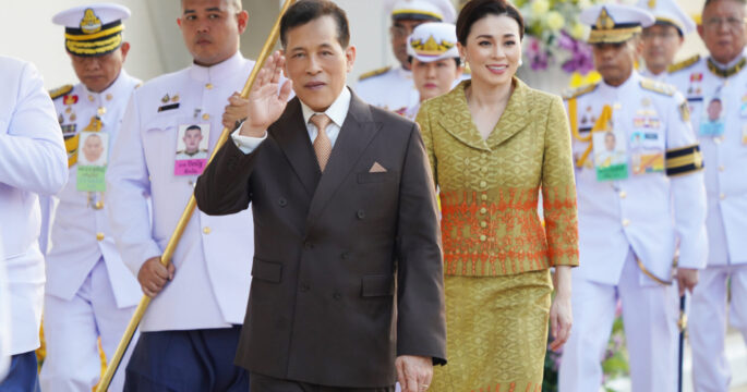 ในหลวงพระราชินี