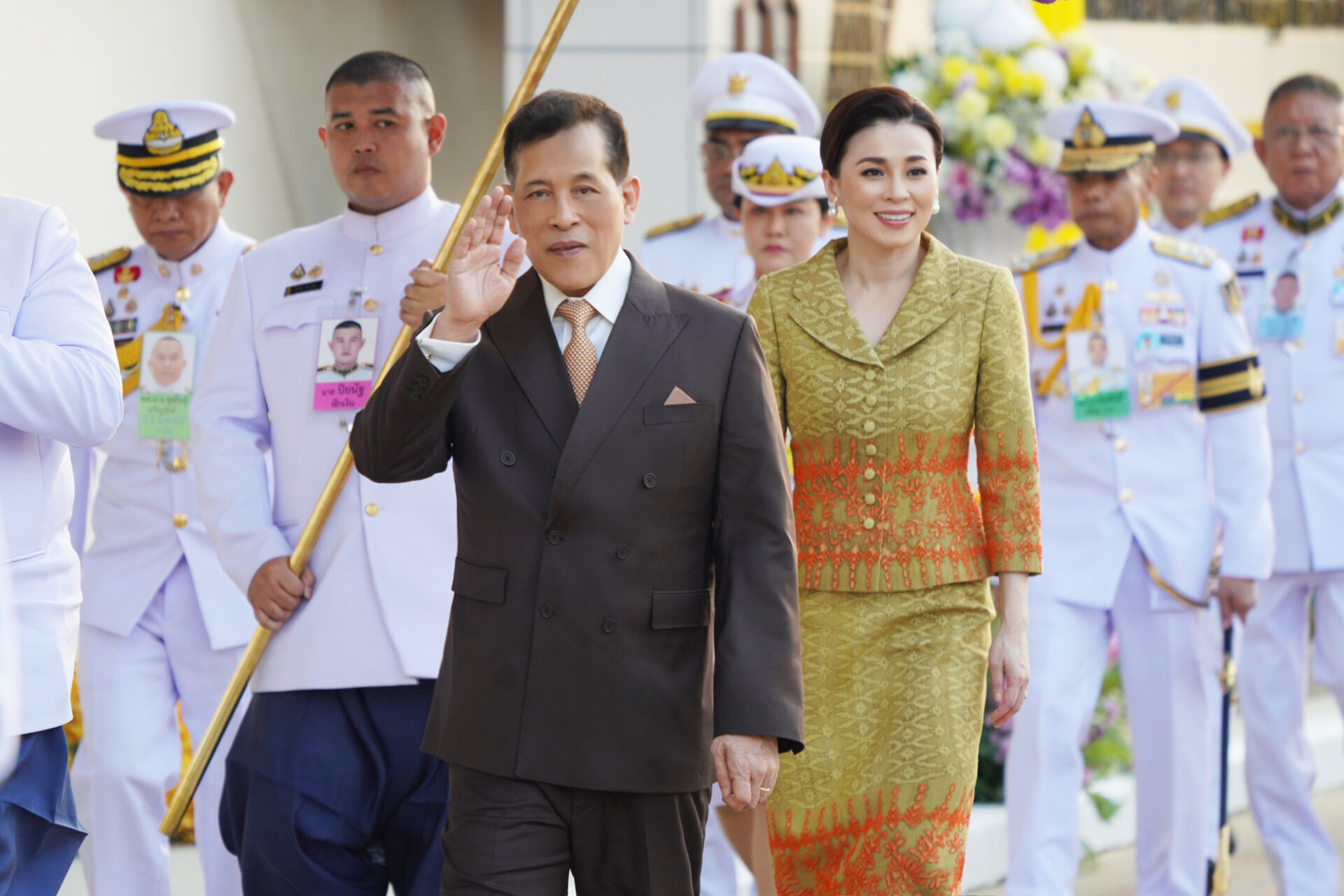 ในหลวงพระราชินี