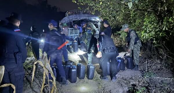 Thai officers seize fuel oil to be smuggled to Myawaddy