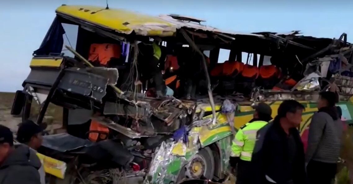 37 dead and dozens injured in bus crash in Bolivia