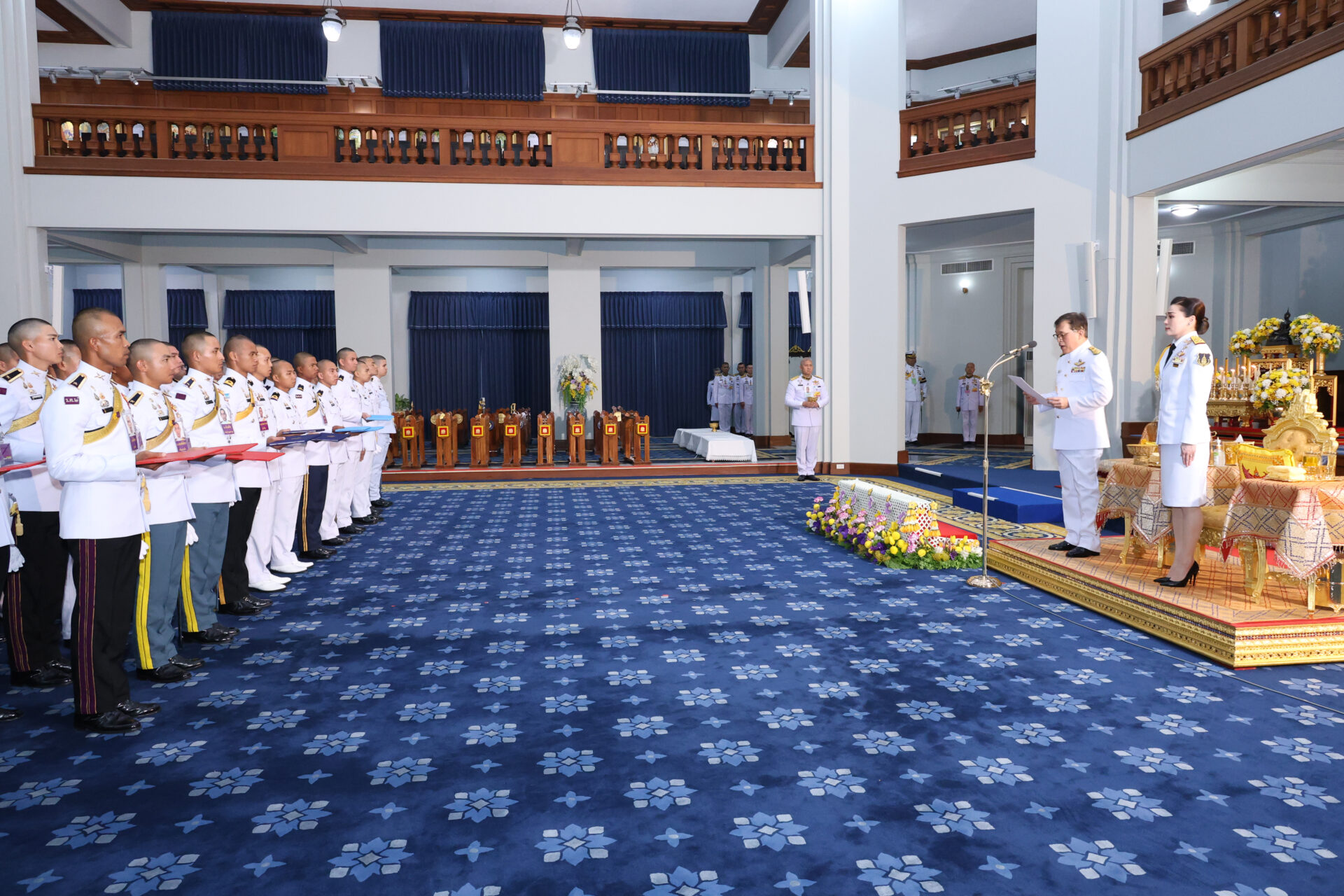 พระราชทานกระบี่