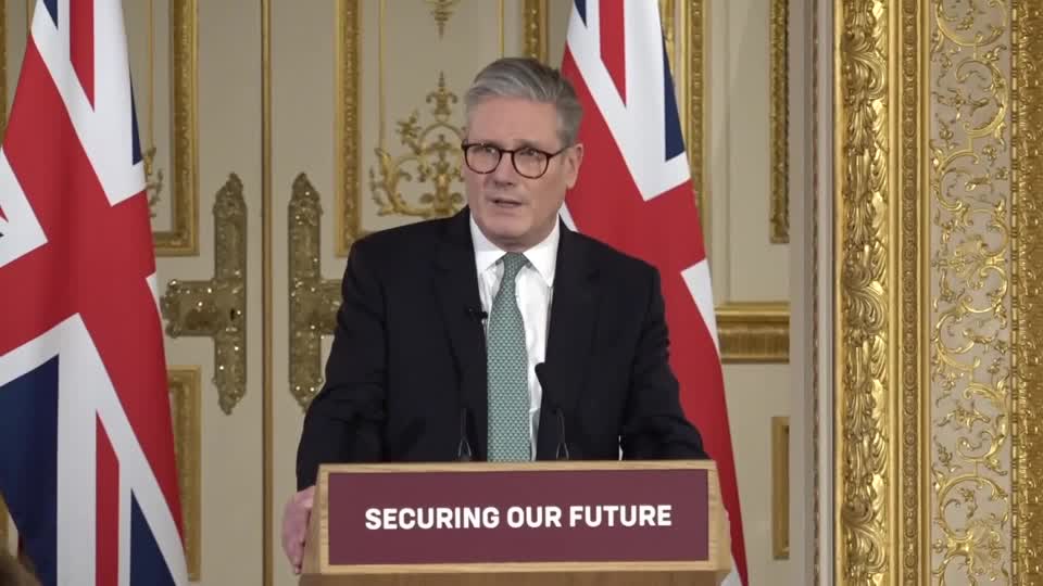 UK PM Starmer at press conference after London summit