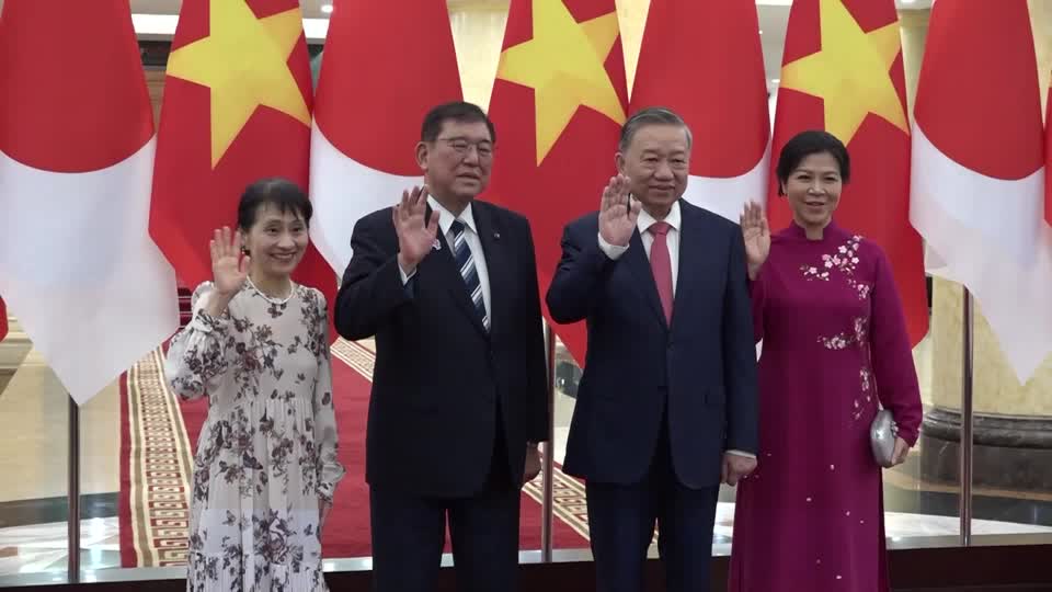 Japan PM Ishiba meets Vietnam party chief Lam in Hanoi
