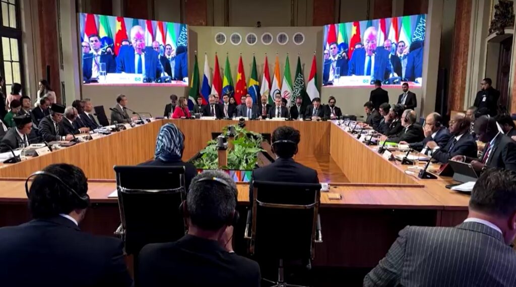 Brazil opens BRICS ministers' meeting