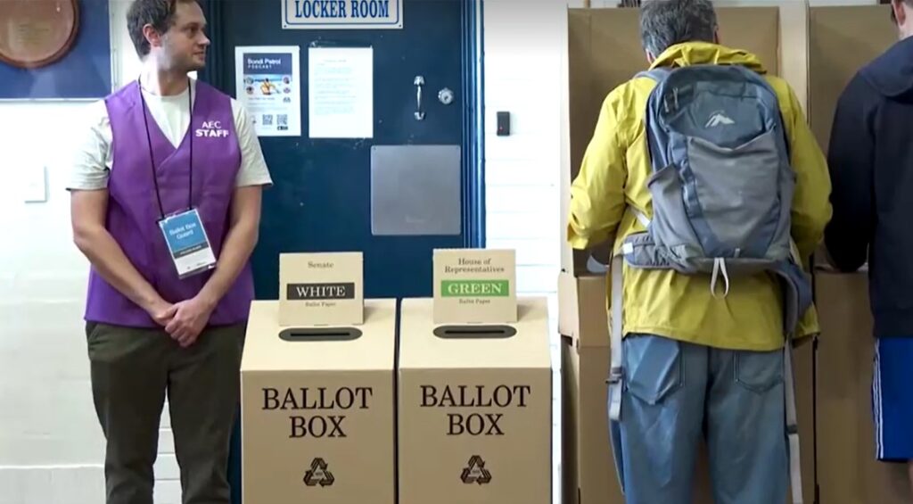Australia election at Bondi poll
