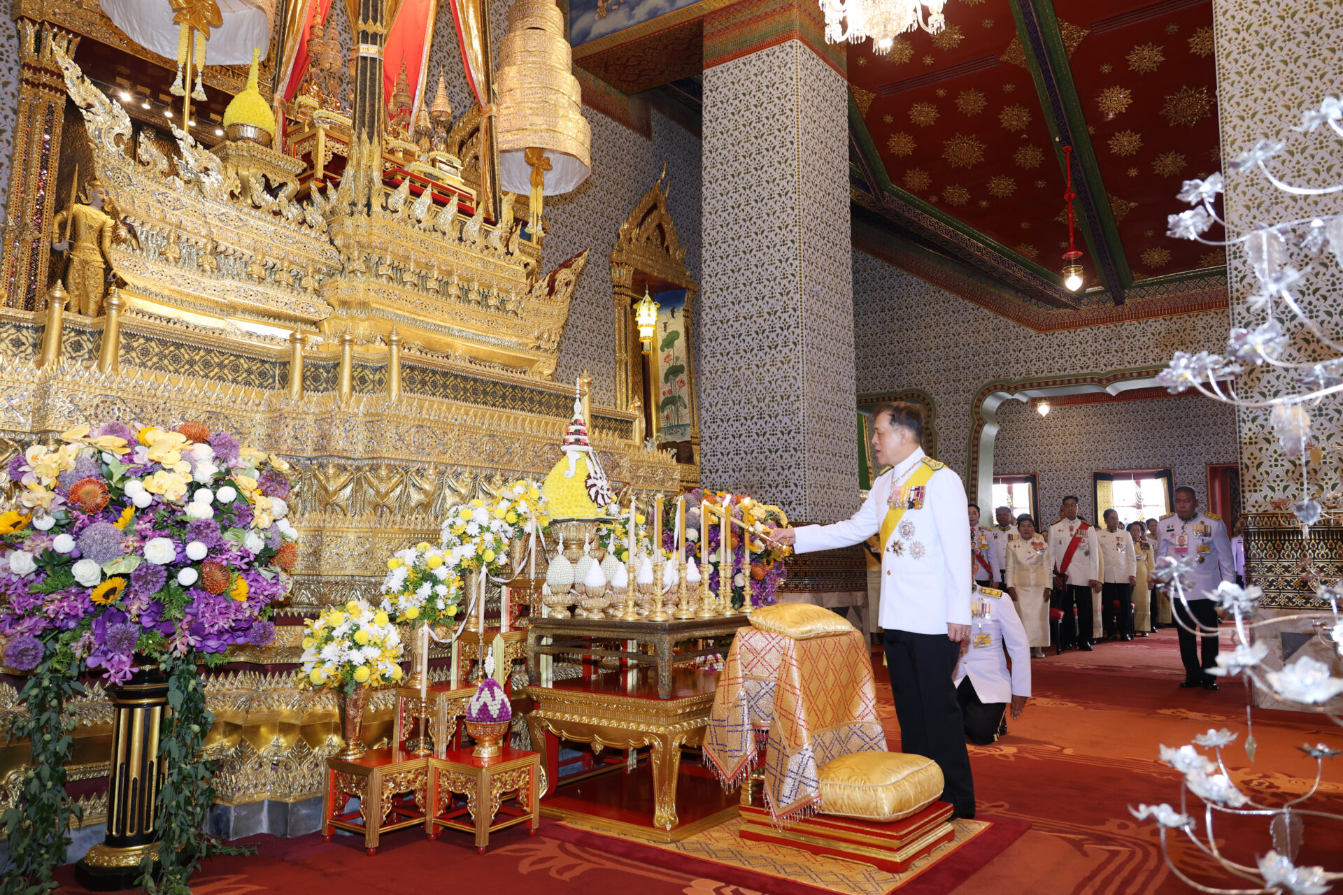 วันฉัตรมงคล