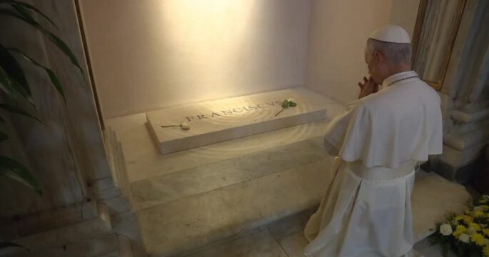 Pope Leo visits Pope Francis' tomb and Marian shrine on first trip outside Vatican