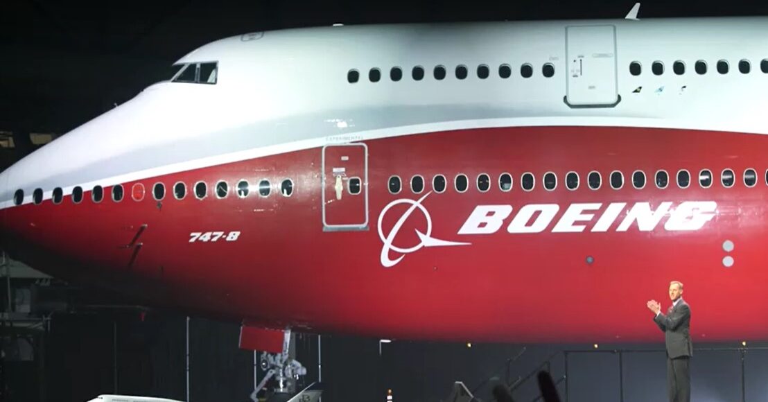 Boeing 747-8 on stage