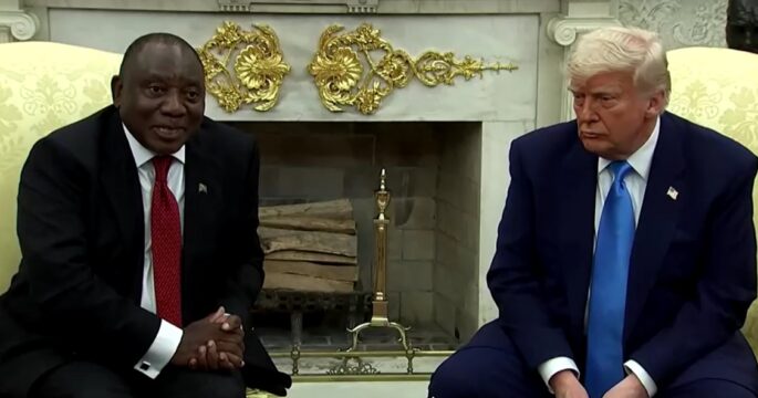 South Africa President keeps calm in Oval Office