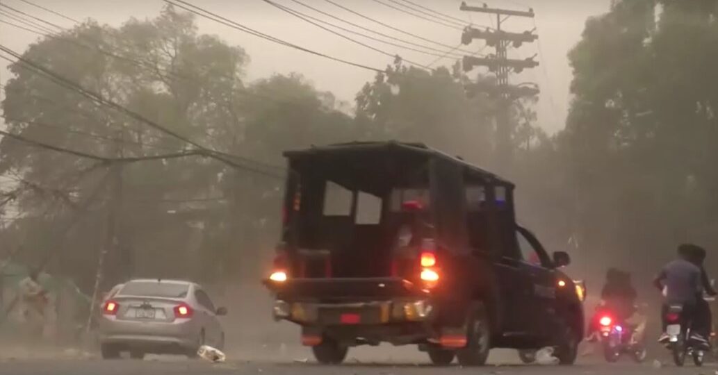 Traffic during dust storm in Pakistan’s Punjab