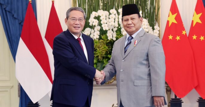Chinese Premier meets Indonesia President in Jakarta
