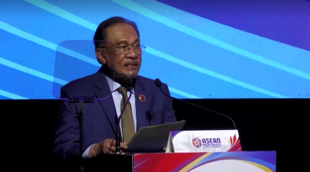 Malaysia Prime Minister says before signing ceremony of 20-year ASEAN roadmap