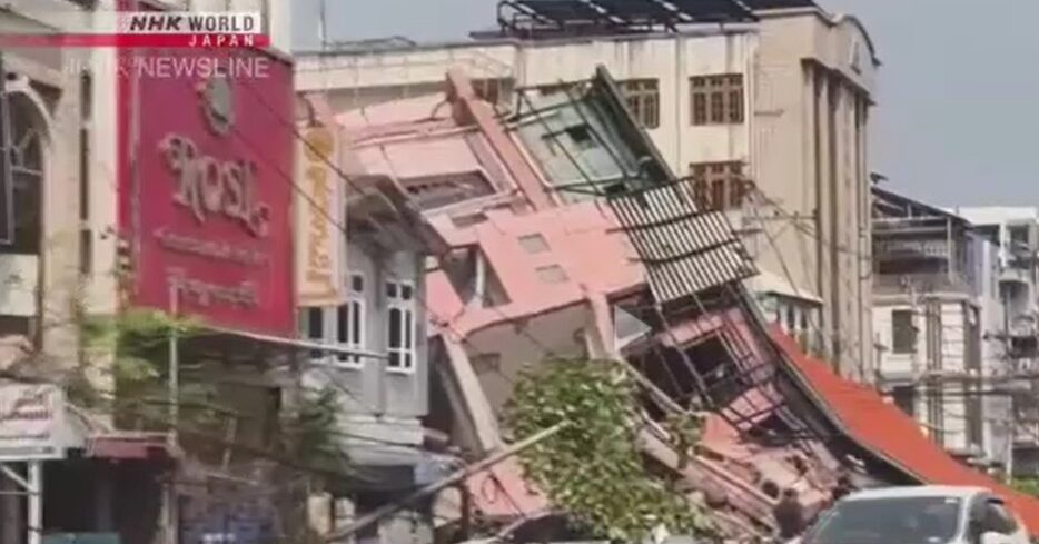 building collapses from earthquake in Myanmar