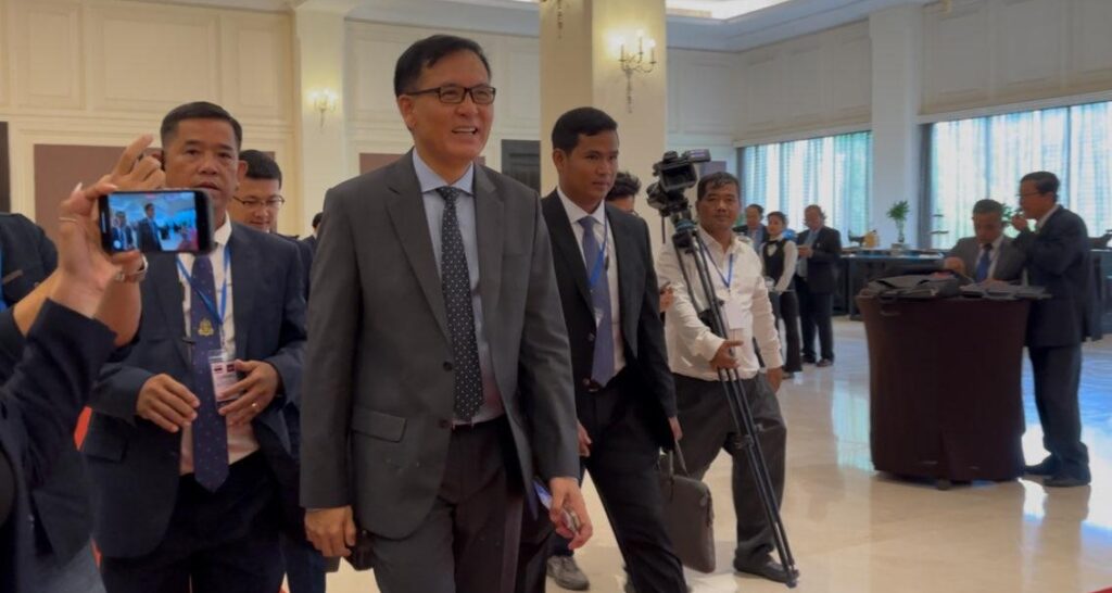 Cambodia's representatives leave JBC meeting