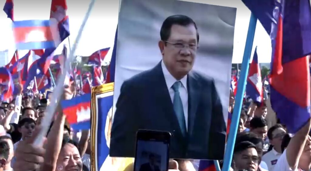 Cambodian raises Hun Sen's picture during protesting against Thai 18 June 2025