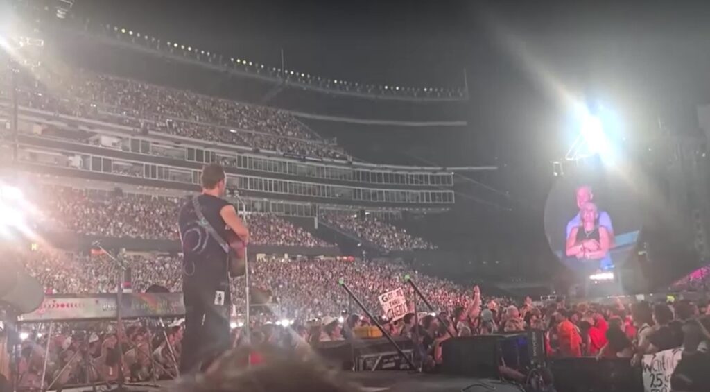 Astronomer CEO caught by kiss cam in Coldplay concert 