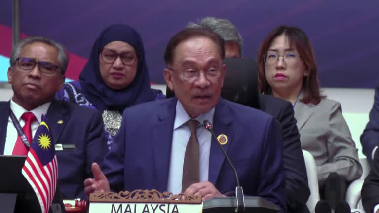 Malaysia hosts ASEAN leaders for summit