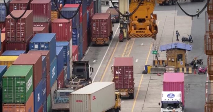 Activity at Thailand's port