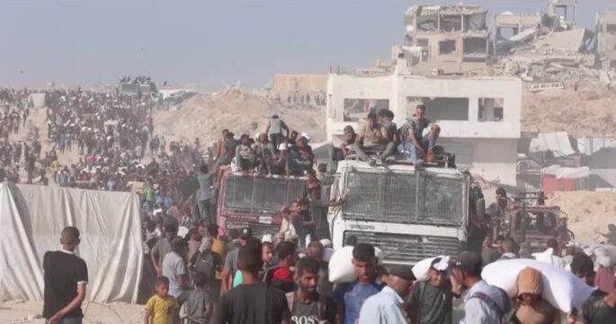 Gaza displaced people face hunger crisis as aid remains scarce