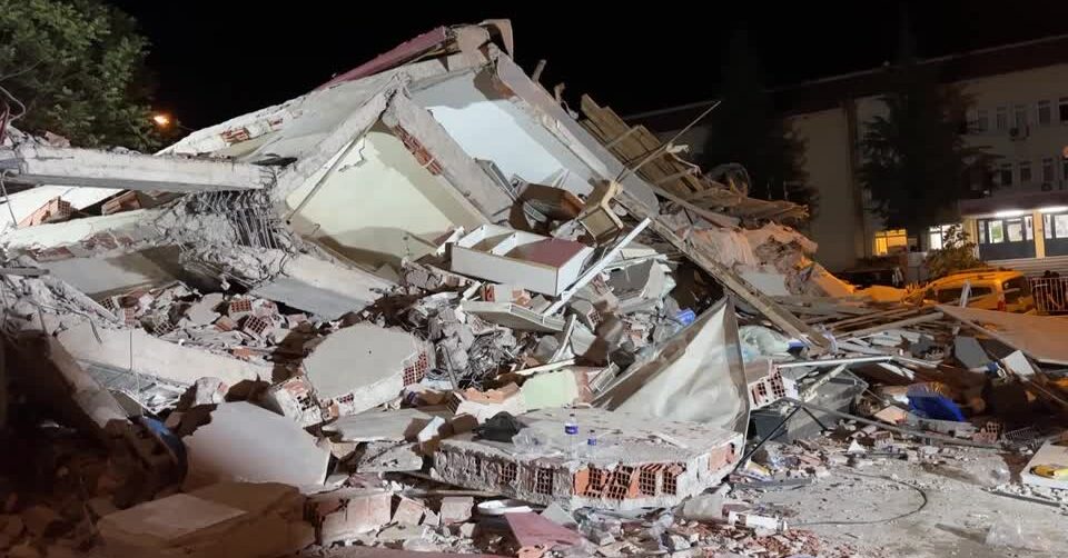 Earthquake of magnitude 6.1 strikes northwestern Turkey