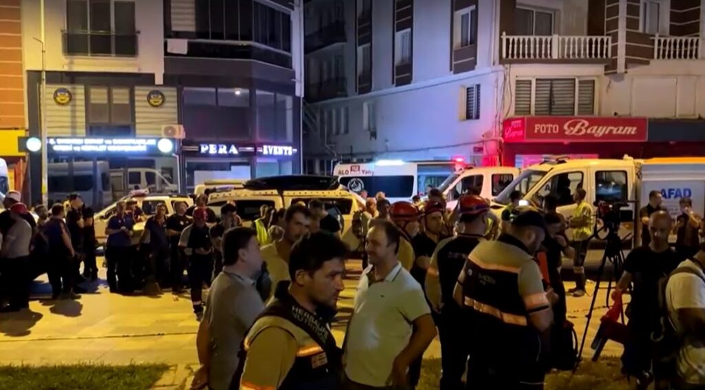 Crowd gather after 6.1 quake in Turkey