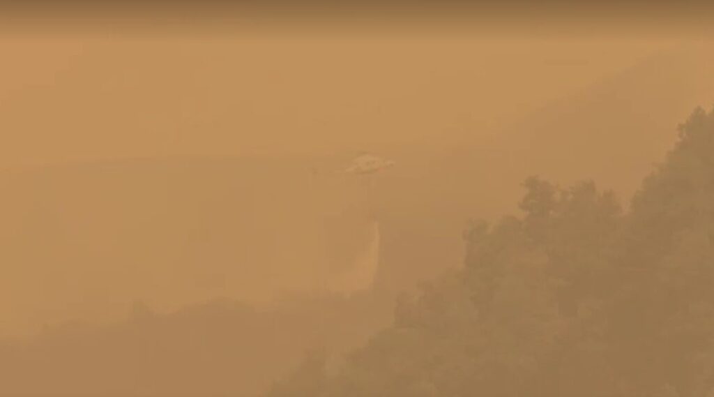 Spain wildfires darken skies with thick smoke in Asturias region