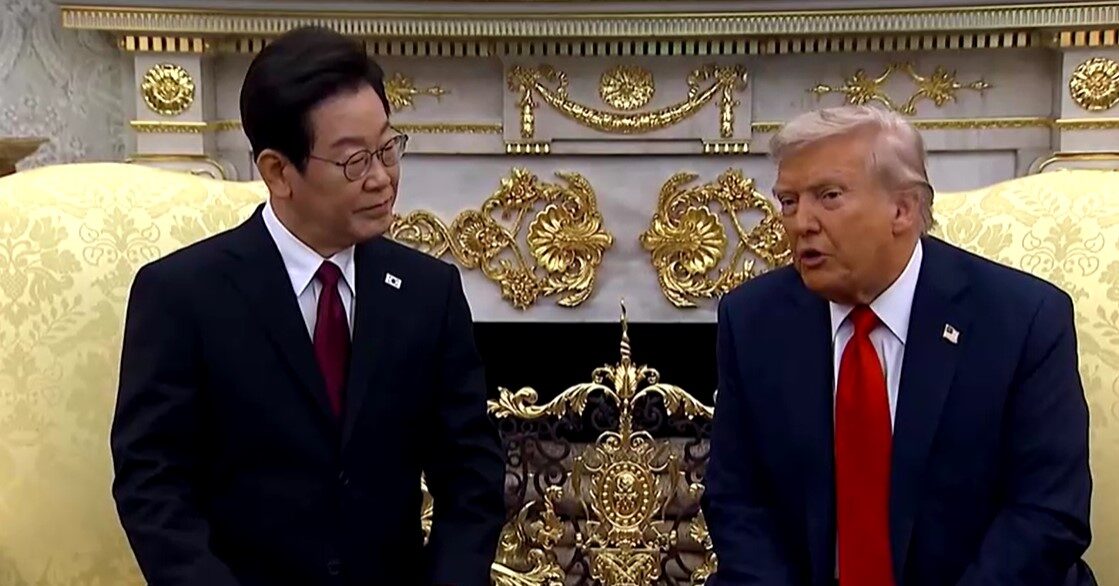 Lee Je Myong's first meeting with Trump