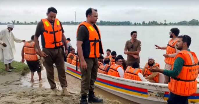 Several villages hit by flood water in Pakistan’s Punjab province evacuate
